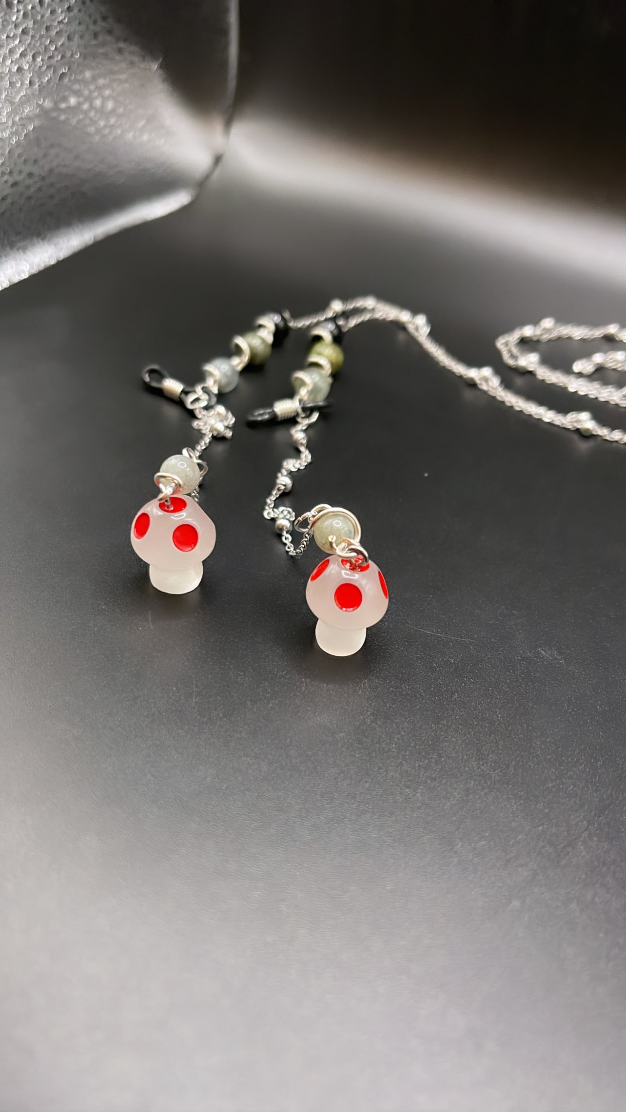 ✨ Elegant Silver Crystal Eyewear Chain with Glow-in-the-dark Red Mushroom Charm; Morganite, Obsidian, Bloodstone and Labradorite✨