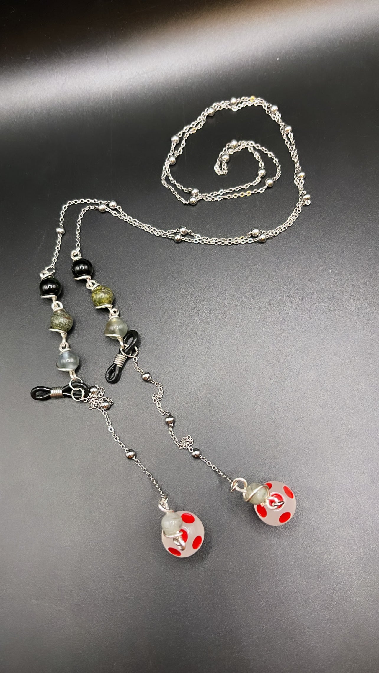 ✨ Elegant Silver Crystal Eyewear Chain with Glow-in-the-dark Red Mushroom Charm; Morganite, Obsidian, Bloodstone and Labradorite✨