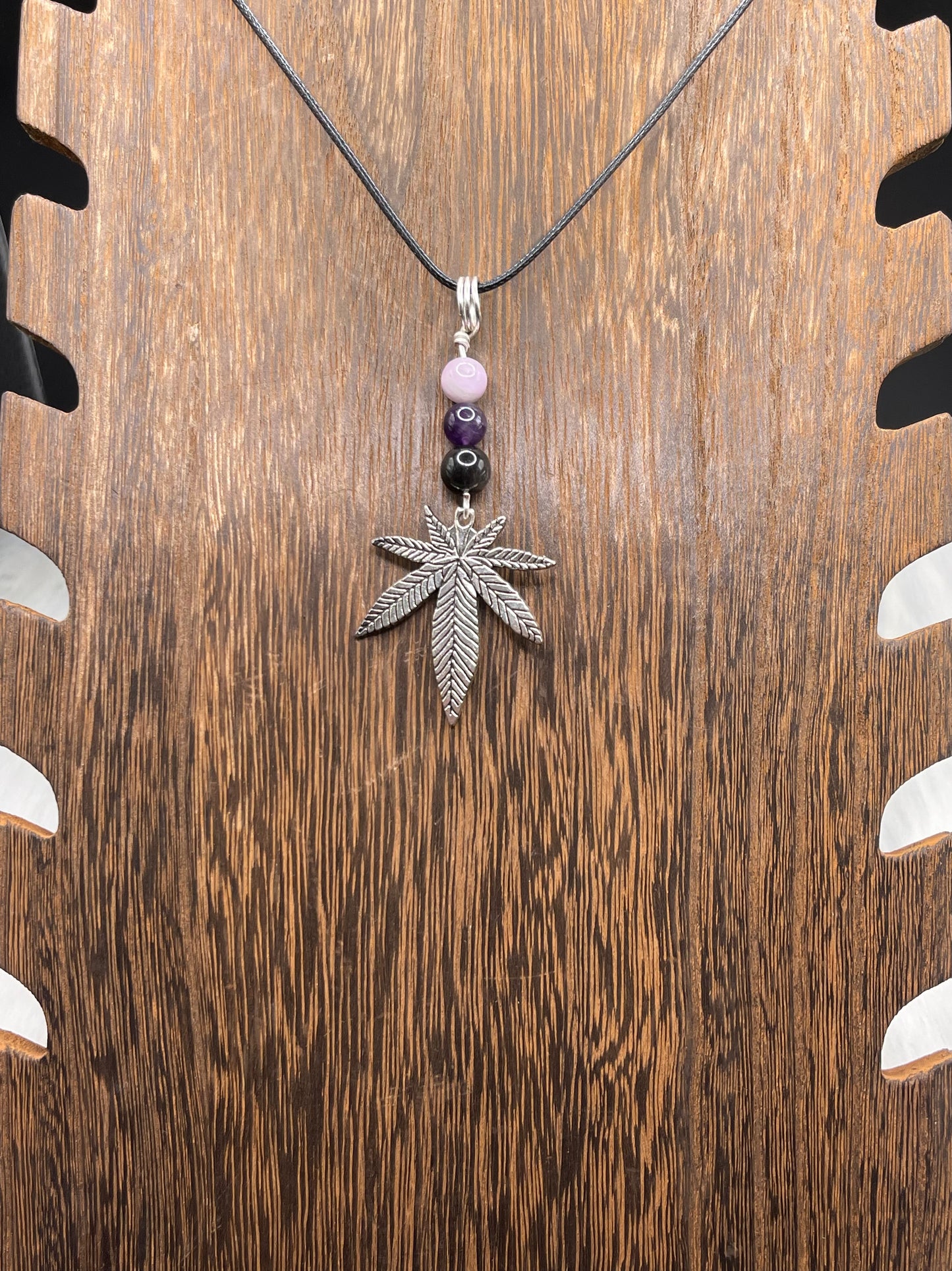 ✨ Nature’s Harmony: Kunzite, Amethyst and Silver Sheen Obsidian Crystal Necklace with Marijuana Leaf Charm ✨