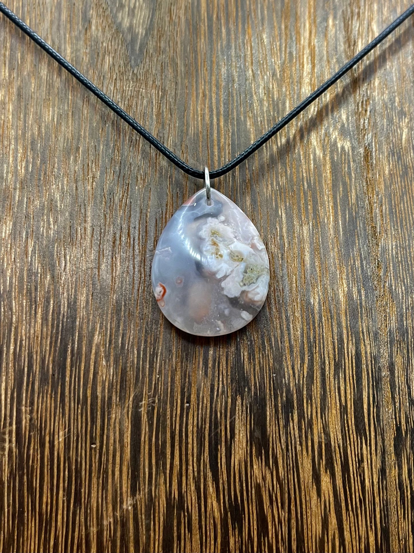 ✨ Blossoming Elegance: Tear Drop Flower Agate Crystal Necklace ✨