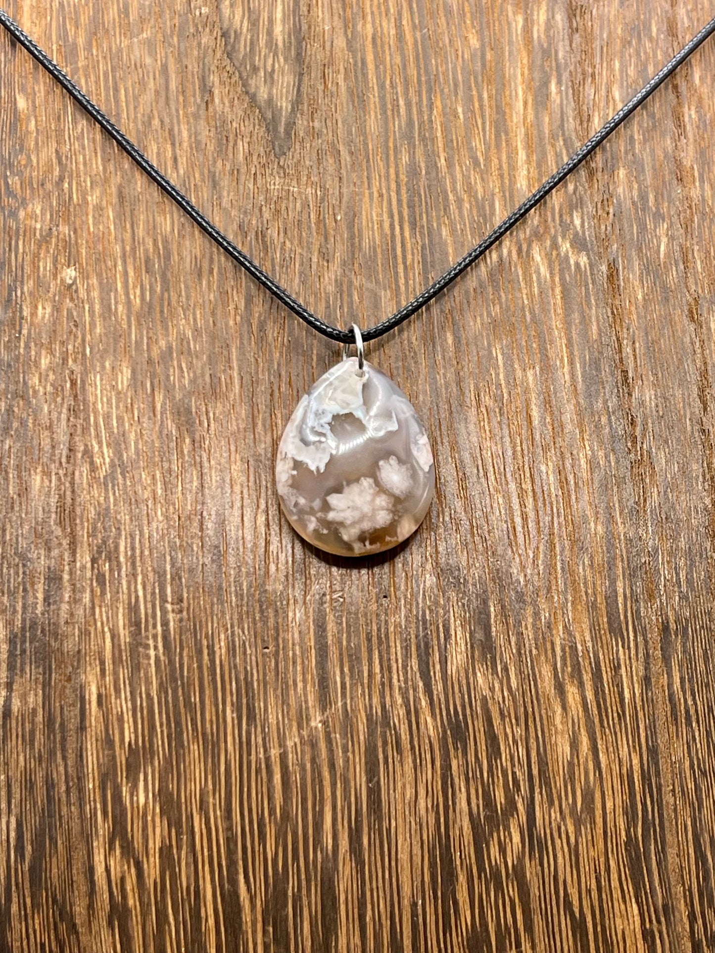 ✨ Blossoming Elegance: Tear Drop Flower Agate Crystal Necklace ✨