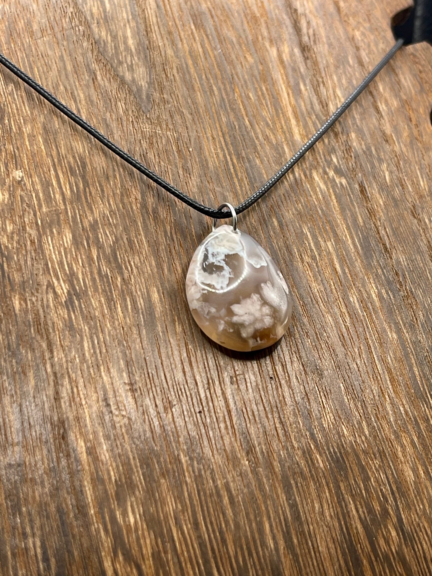 ✨ Blossoming Elegance: Tear Drop Flower Agate Crystal Necklace ✨